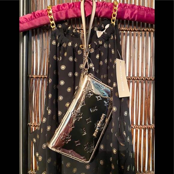 Michael Kors Tops - Michael Kors 2 piece set—BRAND NEW top & wallet!